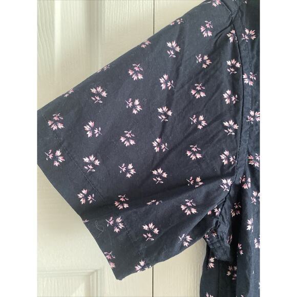 Rugby University Men's Small Navy Short Sleeve Flower Casual Button Down NEW - Picture 2 of 7